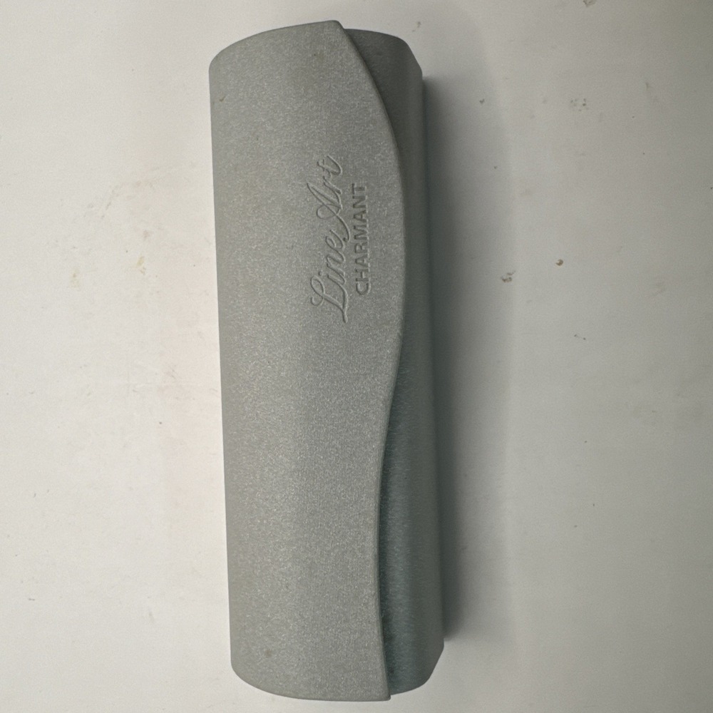 Line Art Charmant Eye Glass Case